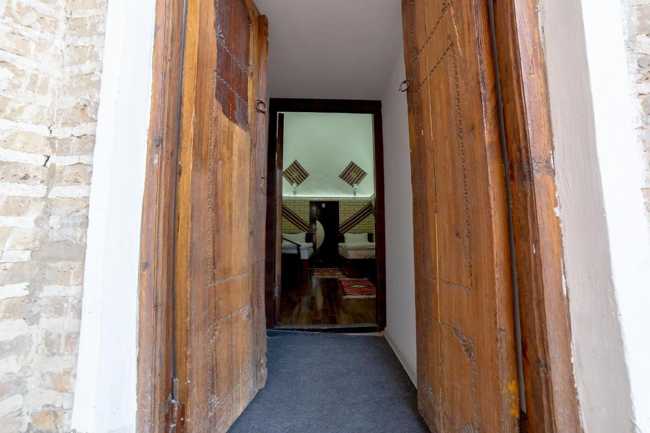 Feruzkhan Hotel - Madrassah Mohammed Rakhim Khan 1871 Khiva Kültér fotó